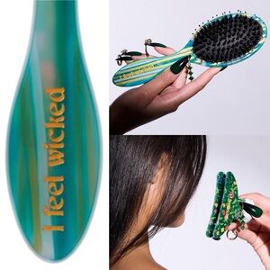 REVOLVE x 8 Other Reasons x Wicked I Feel Wicked Boar Brush & Clip Set NWT